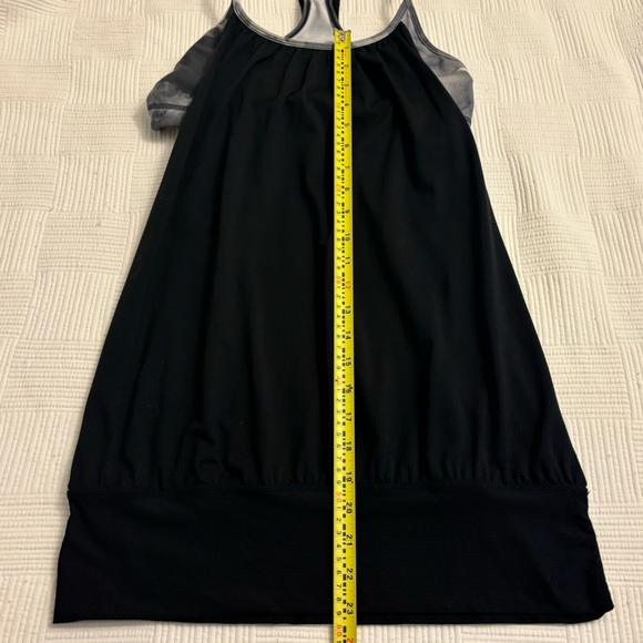 Lululemon No Limits tank top with built in bra. - Picture 5 of 11